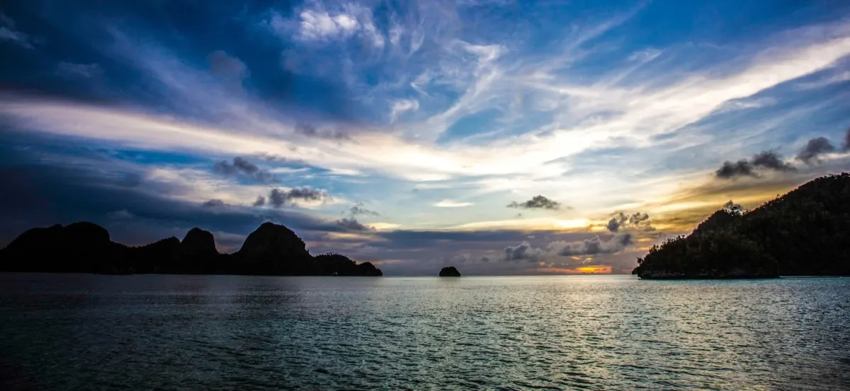 Freedivers and snorkelers during an Orenda ocean adventure near Koh Tao